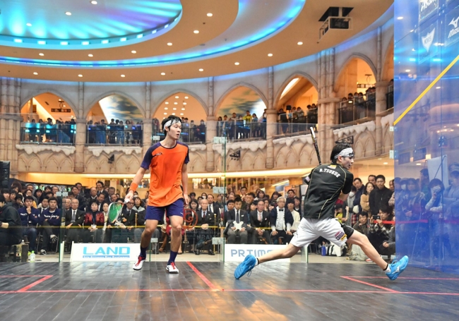 前回大会 男子決勝(向って左:遠藤選手、右:机選手)