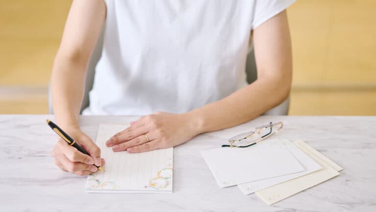 【月別】時候の挨拶一覧|漢語調からやわらかい表現まで例文も紹介