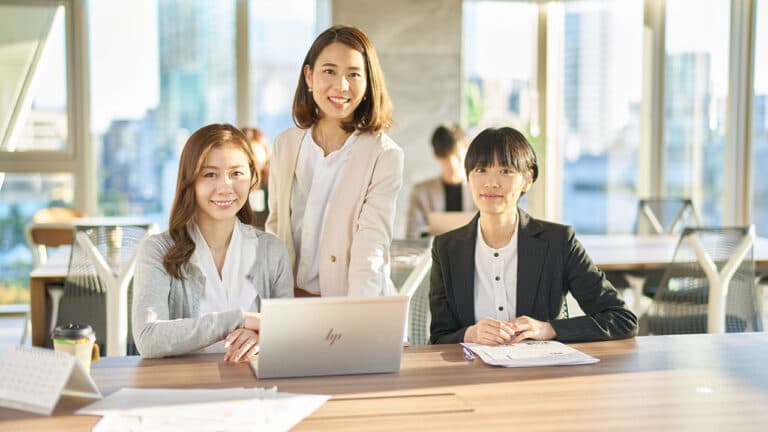 周年記念のプレスリリースの書き方|記事化されるポイント・項目・事例を解説